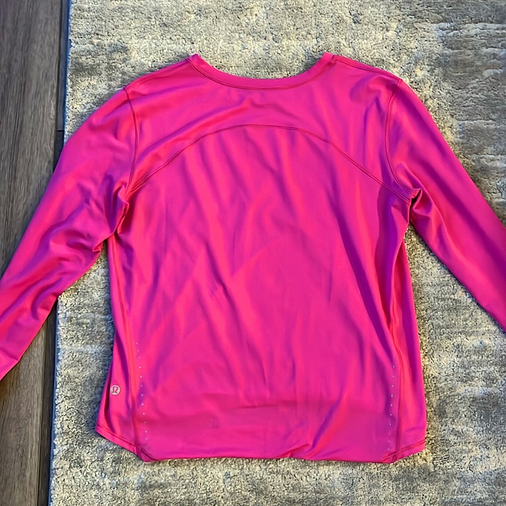 Lululemon Long Sleeve Swiftly - Pink